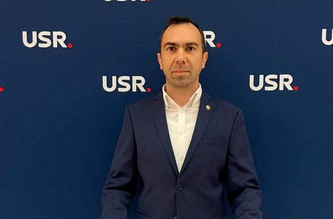 Eugen Terente anunţă că nu demisionază din funcţia de prefect.