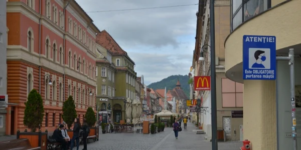 Vloggerii de la HaiHui în 2 au vizitat Braşovul FOTO Ioan Buciumar