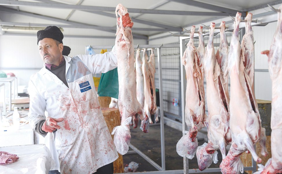 Barbu: Mielul va avea un preț decent. Toate produsele alimentare românești ar putea avea adaos comercial plafonat