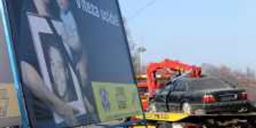 Ziua Mondială de Comemorare a Victimelor Traficului Rutier a fost marcată cu două mașini accidentate