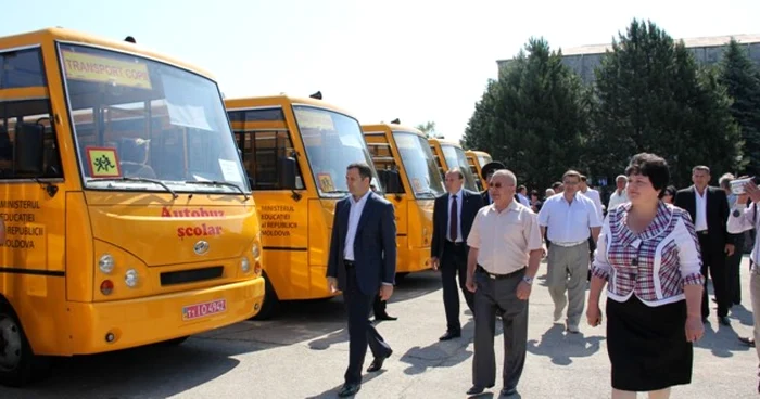 Autobuze şcolare. FOTO Arhivă