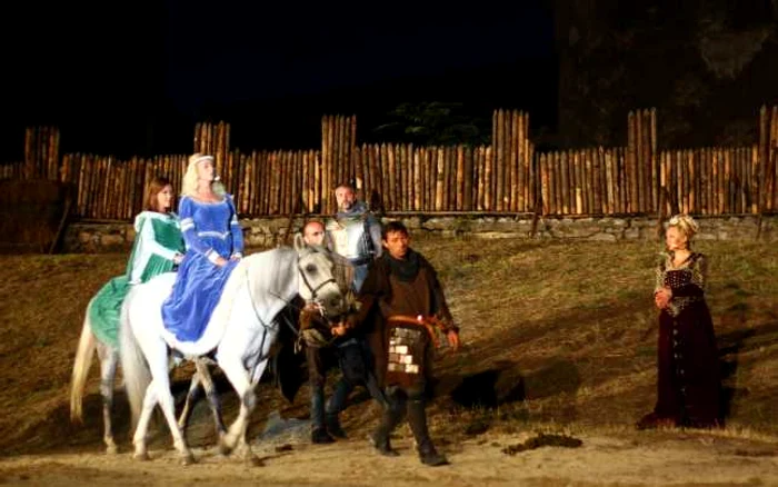 Grădina castelului va fi din nou scenă de spectacole. FOTO: Daniel Guţă. ADEVĂRUL.