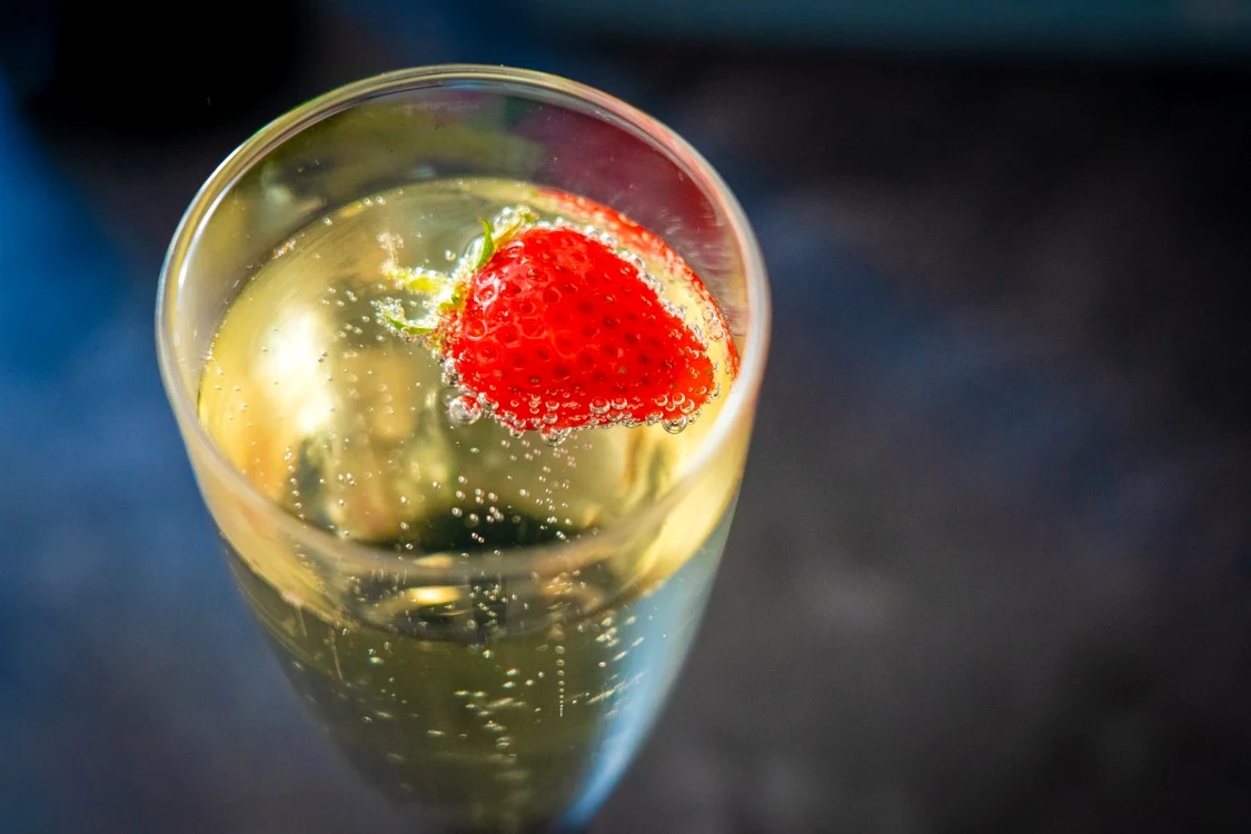 thumbnail click prosecco nick fewings xebbvgxuzos unsplash jpeg