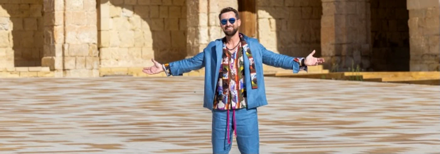 Dani Oțil, prezentatorul emisiunii Power Couple foto: Antena 1