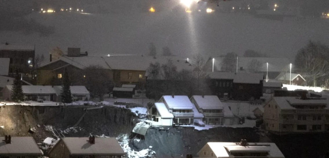 Alunecare de teren în satul Ask din Norvegia FOTO EPA-EFE