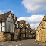Satul Lacock, UK FOTO Shutterstock