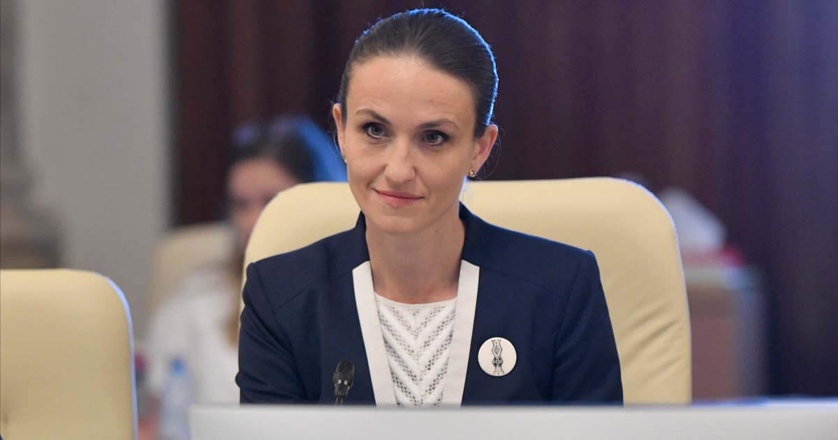Ministrul Oana Țoiu asigură că NATO și SUA vor trimite în lunile următoare noi trupe în România. Ce spune despre atacurile lansate de Grindeanu