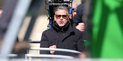 george clooney pe platou