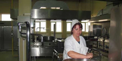În bucătăria spitalului s-au pregătit toate bucatele
