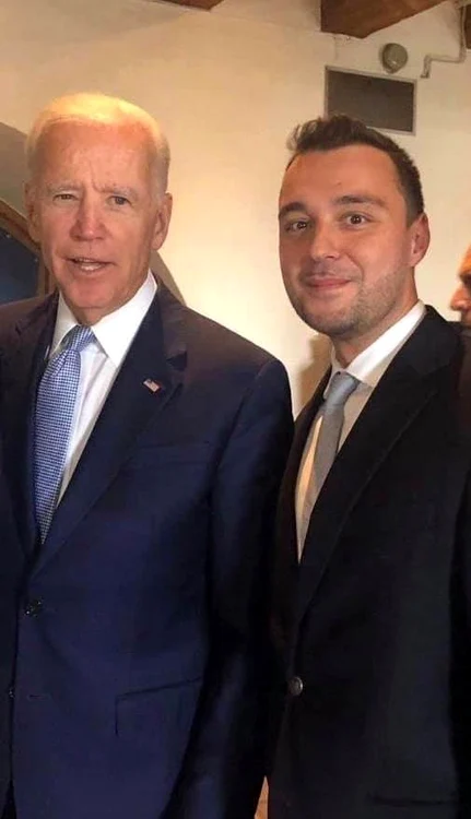 Harry Nedelcu alături de președintele Joe Biden FOTO arhiva personală