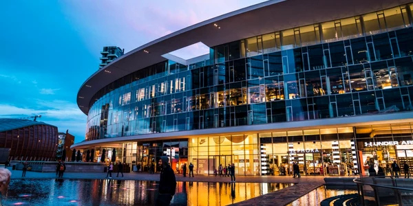 mall milano foto unsplash