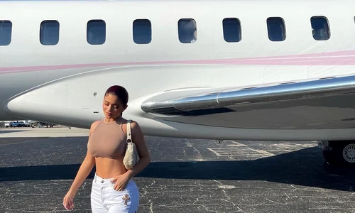 kylie jenner avion privat 4 jpg