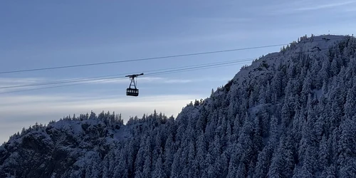telefericul din Poiana Brasov  Info Poiana Brasov jpg