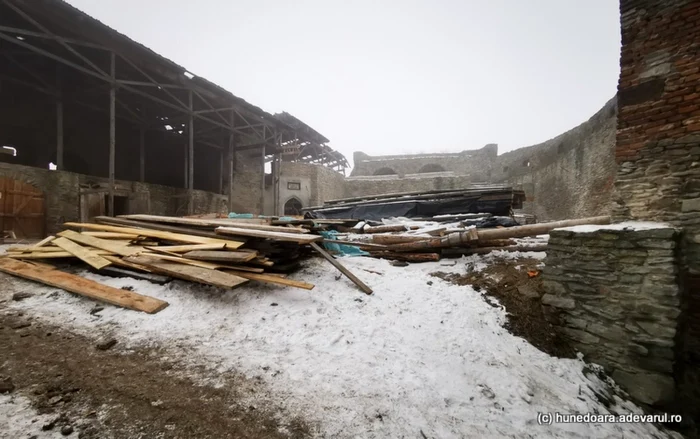 cetatea devei in santier ianuarie 2022 foto daniel guta adevarul