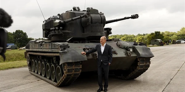 Olaf Scholz tanc german geparg foto epa efe jpg
