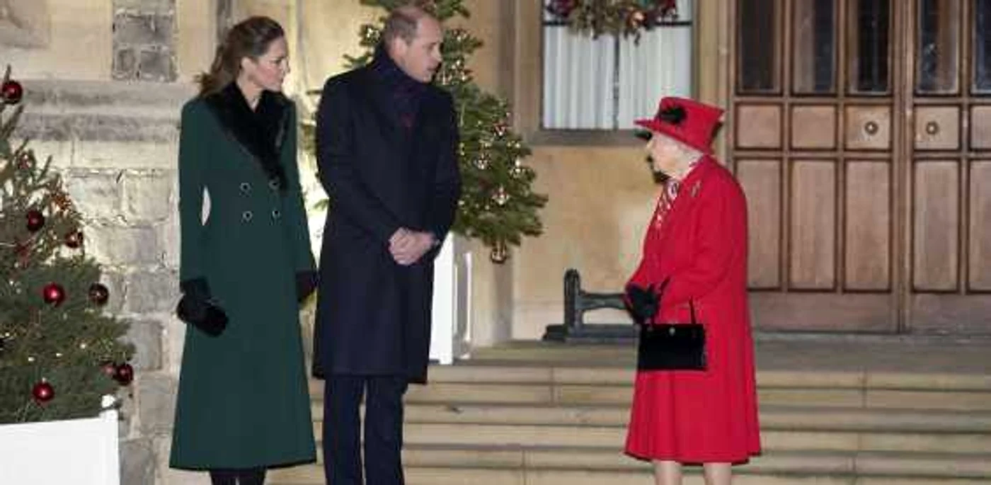 Regina Elisabeta i-a susţinut întotdeauna pe Kate şi pe William (Foto:arhivă).