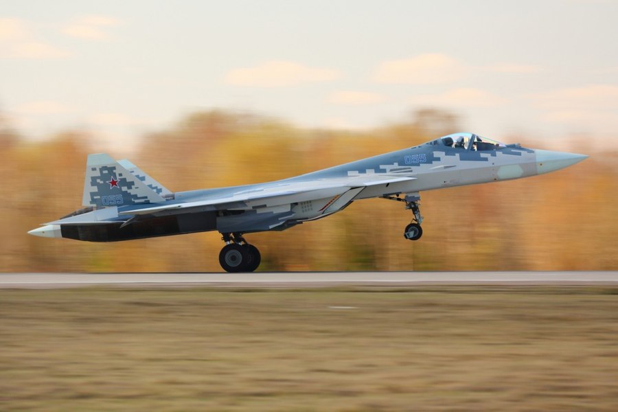  Cel mai modern avion de luptă al rușilor, distrus de ucraineni 