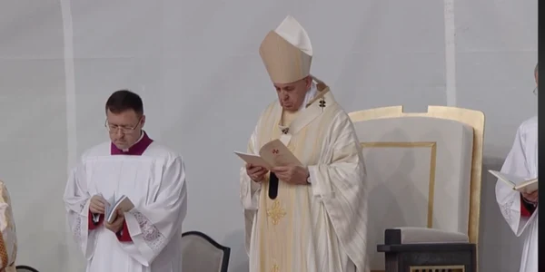 papa francisc la blaj. foto captura video