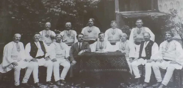 Primul consiliu de administratie al Bancii Pastorul - Fotografie de Emil Fischer