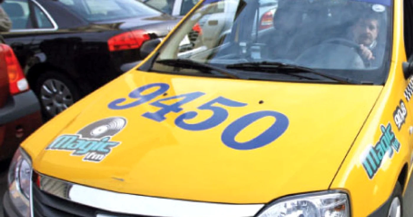 Activităţile de taxi ar putea fi impozitate 
