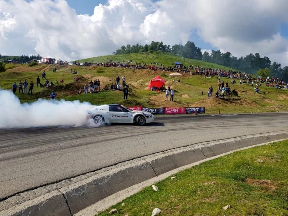 A doua etapă a Campionatului de Drifturi se va desfăşura pe Transalpina      Foto: facebook.com/RoDrift.ro/