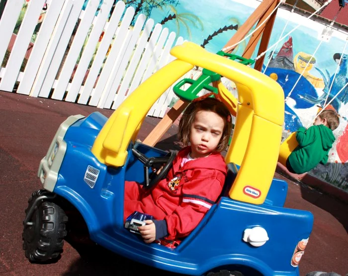 Tripleţii Nicoletei Luciu au ieşit la grătar. (Foto: Agenţia de Presă Mondenă)