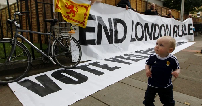 Scoţienii au cerut în repetate rânduri organizarea unui referendum pentru independenţa de Marea Britanie. FOTO Reuters