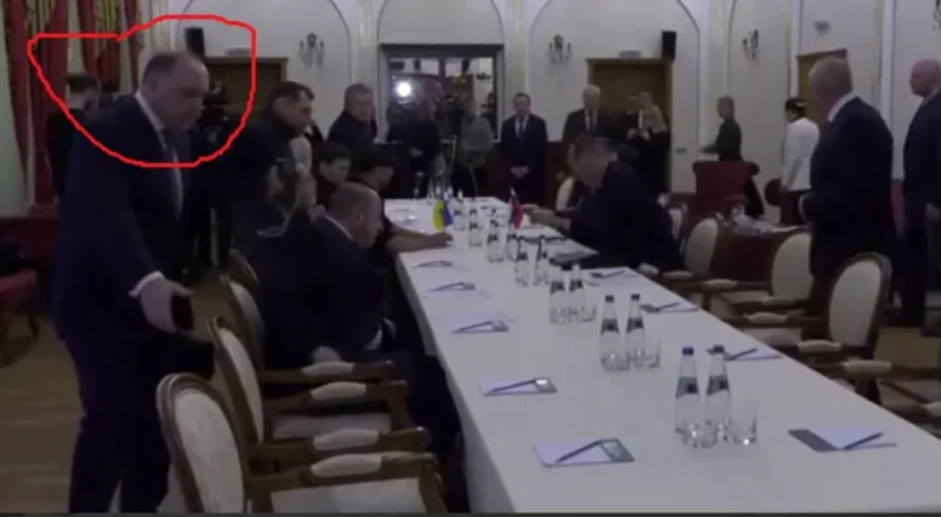 Imagini de la negocierile dintre Ucraina şi Rusia