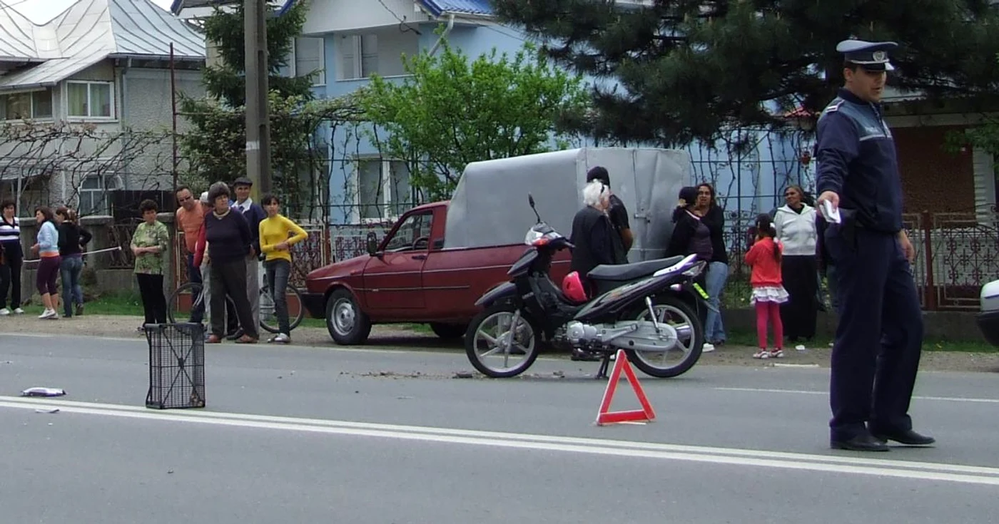 Cele mai multe dintre accidentele în care sunt implicate  mopede au consecinţe grave