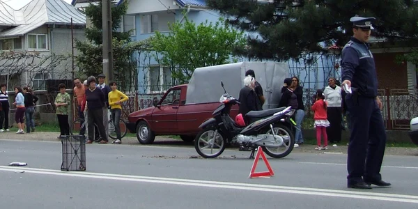 Cele mai multe dintre accidentele în care sunt implicate  mopede au consecinţe grave