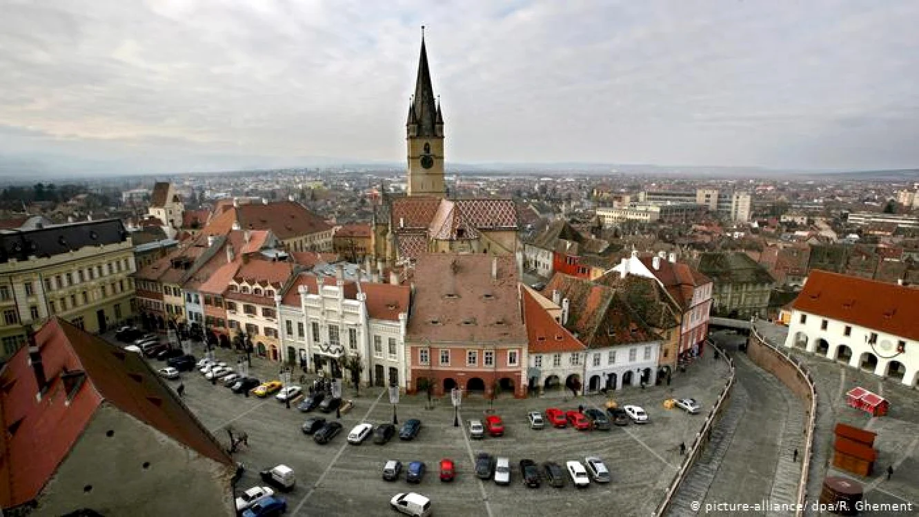 Sibiu, oraşul în care se află statuia lui Samuel von Brukenthal