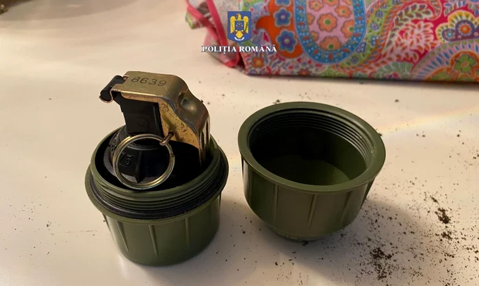 Au fost efectuate 23 de percheziţii în 3 județe FOTO: Poliția Română