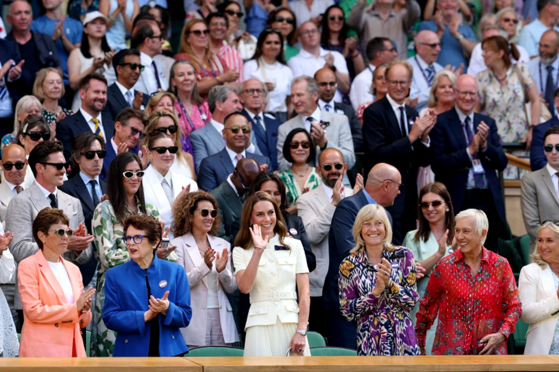 Simona Halep și Daniel Dobre, lângă Kate Middleton, în Loja Regală de la Wimbledon  Foto Profimedia jpeg