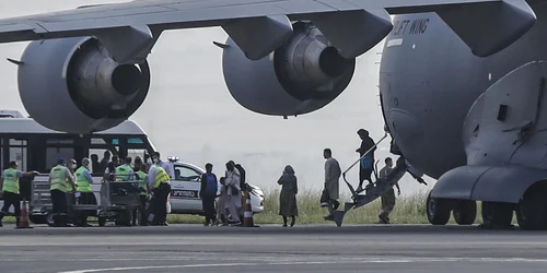 Evacuare din AFganistan via Aeroportul International din Tbilisi FOTO EPA-EFE