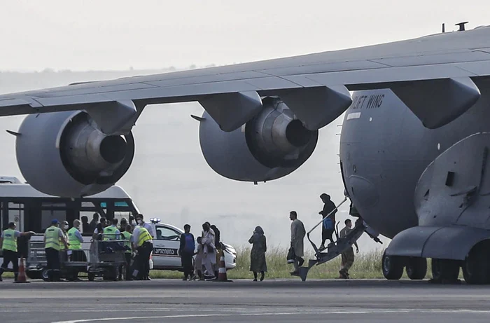 Evacuare din Afganistan via Aeroportul International din Tbilisi FOTO EPA-EFE