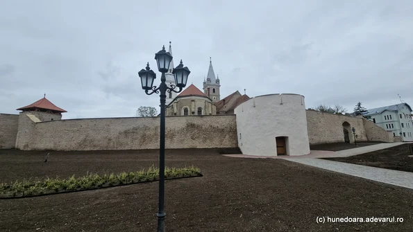 Cetatea Orastiei  Foto Daniel Guță ADEVĂRUL (43) jpg