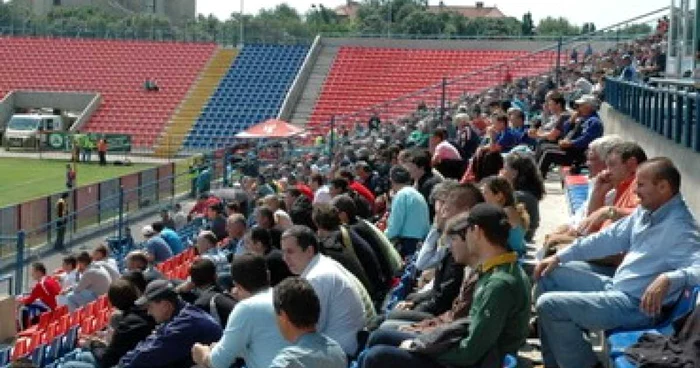 Oradea: Sâmbătă va fi interzisă comercializarea băuturilor alcoolice lângă stadion