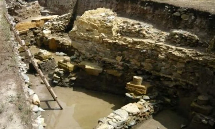 Cetatea Histria şi ce poţi admira în primul oraş din România jpeg