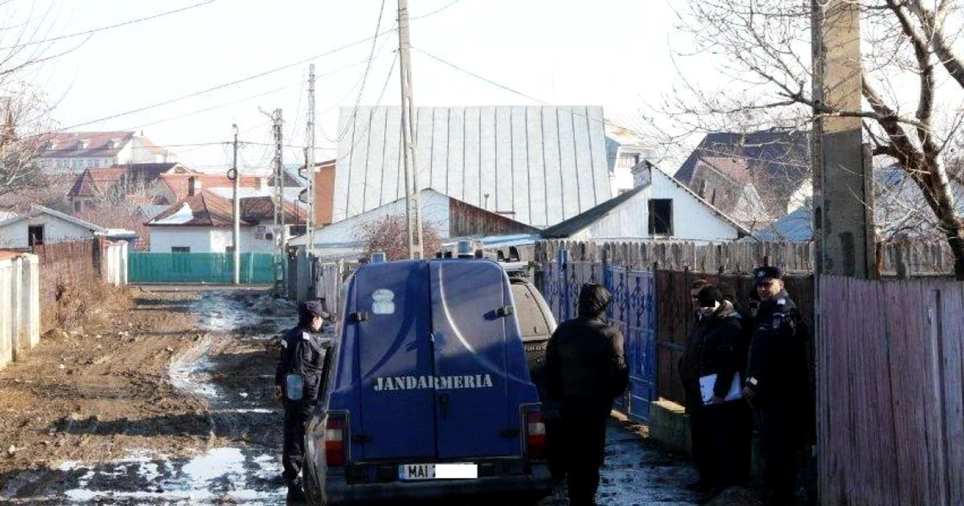 Jandarmii au efectuat controale în cartierele mărginaşe ale oraşului Râmnicu Sărat               FOTO: Arhivă