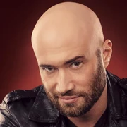 Sătul să i se tot adreseze întrebarea pe care nu mai vrea să o audă, și anume de ce a plecat din juriul emisiunii de la Antena 1, Mihai Bendeac a rupt tăcerea într-un mesaj postat pe rețelele de socializare