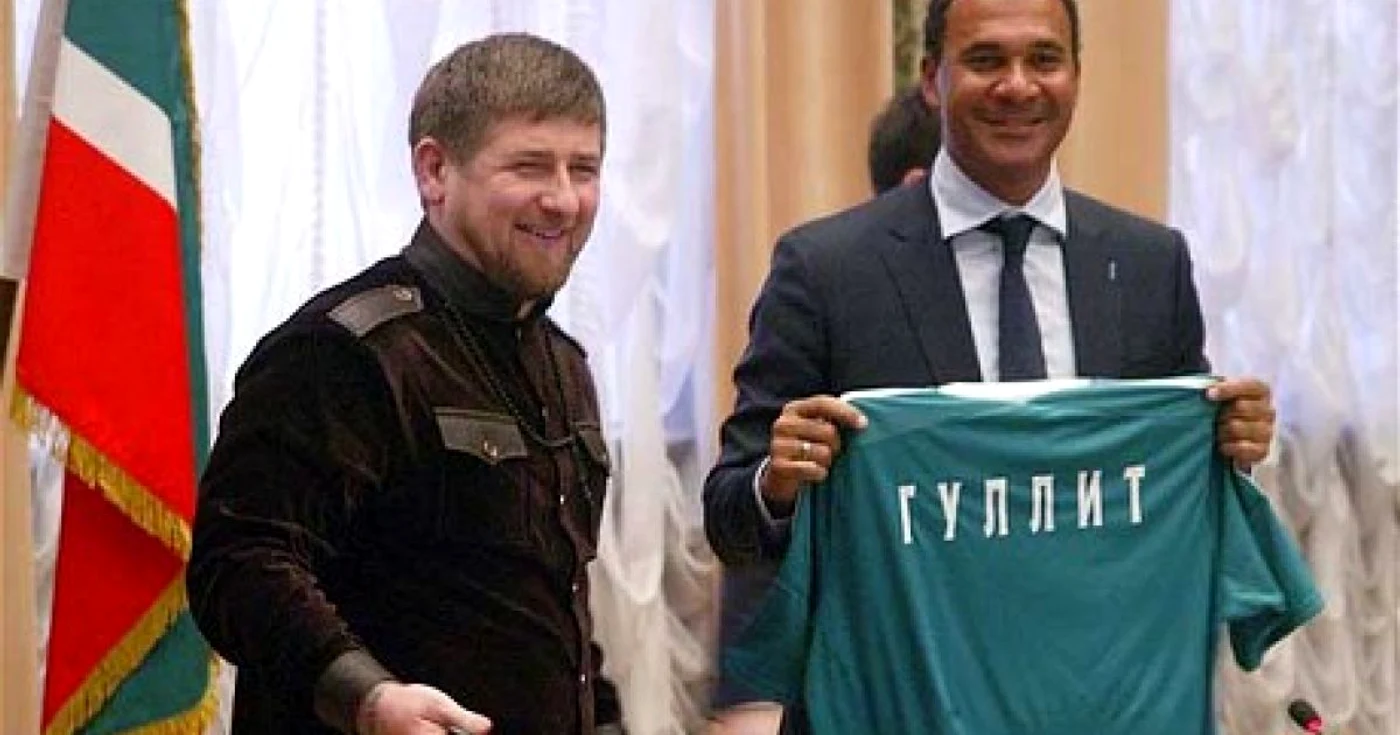 Ruud Gullit pe vremea când a semnat cu Amkar Perm