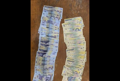 bani oferiti mita jandarmilor de un barbat prins cu droguri in Mamaia foto jandarmeria constanta png