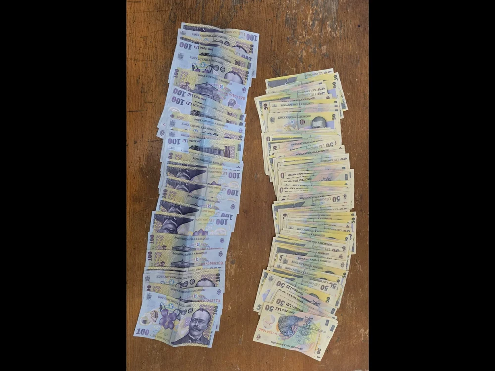 Un bărbat a încercat să mituiască jandarmii din Mamaia cu aproape 8.000 de lei. Ce descoperiseră asupra sa