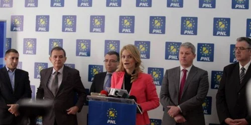 Este important ca liberalii să demareze anul electoral cu echipe unite 