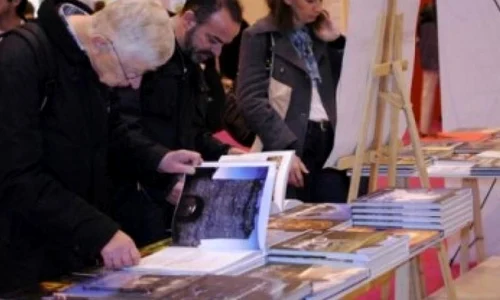 România – invitată de onoare la Salonul Internațional de Carte de la Paris în 2013 jpeg