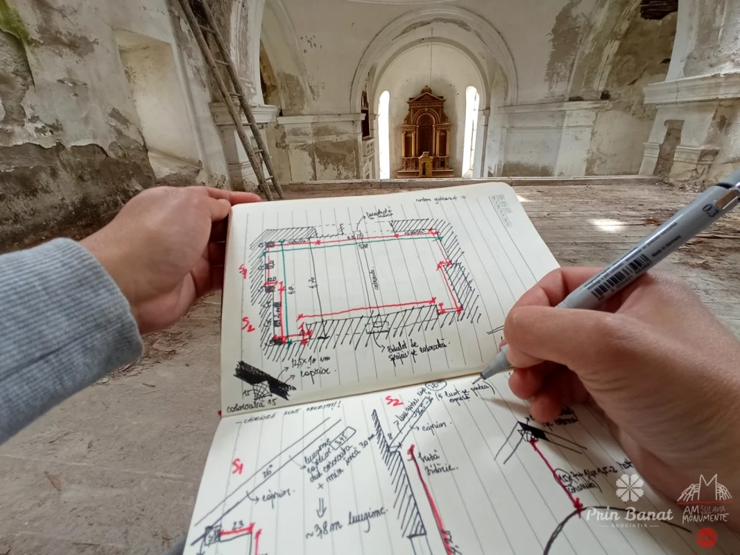 Biserica din Bobda a ajuns o ruină FOTO Ambulanţa pentru Monumente Banat