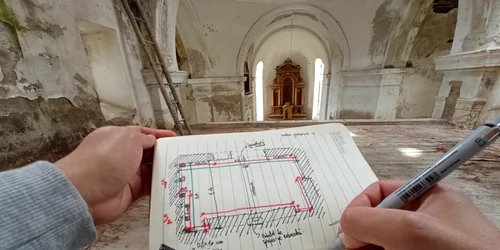 Biserica din Bobda a ajuns o ruină FOTO Ambulanţa pentru Monumente Banat
