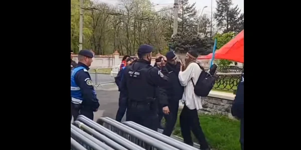 Stegarul Dac a fost amendat de jandarmi Foto captură video TikTok Stegarul Dac Official jpg