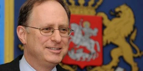 Alexander Vershbow, adjunctul ministrului american al apărării internaţionale
