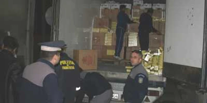 30 de persoane au fost audiate de DIICOT în legătură cu producerea ilegală de ţigări 